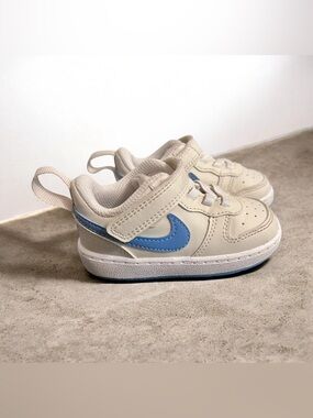 Nike Court Borough Low Toddler Sneakers Size 5C Cream/Blue